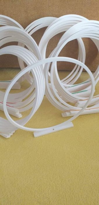 Cercuri de decorat diametru 20cm din plastic surub inclus
