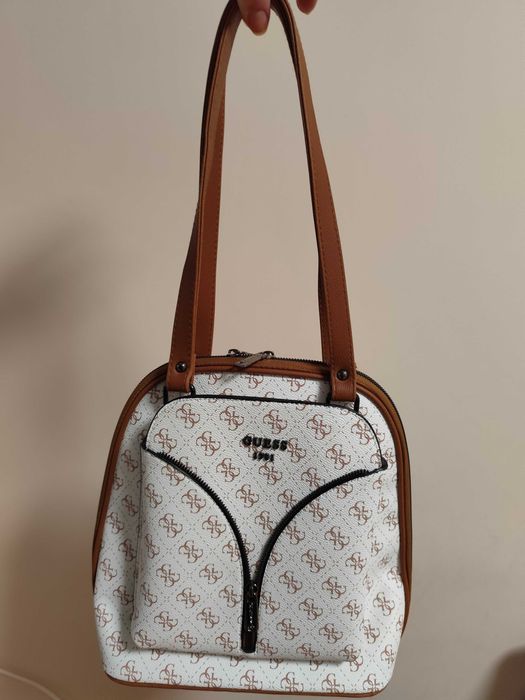 Нова дамска раница - чанта