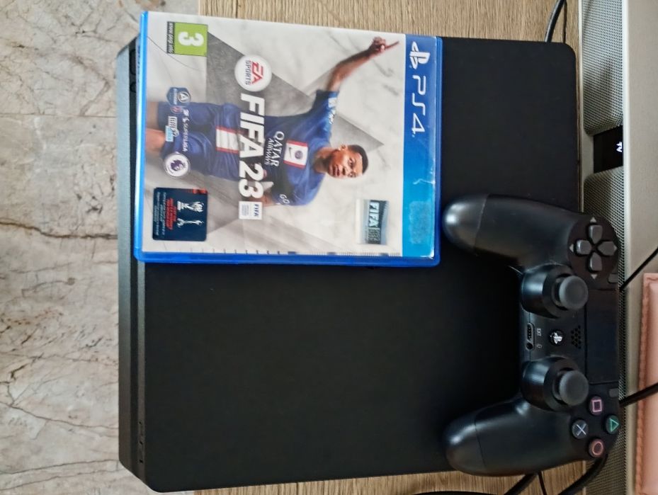 PS 4 că nou slim 1TB+