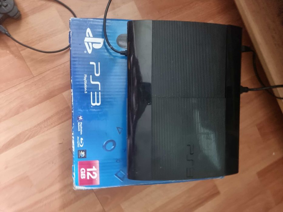 ps3 super slim + 27 игри