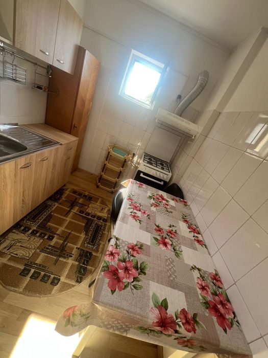 Inchiriez casa complet utilata