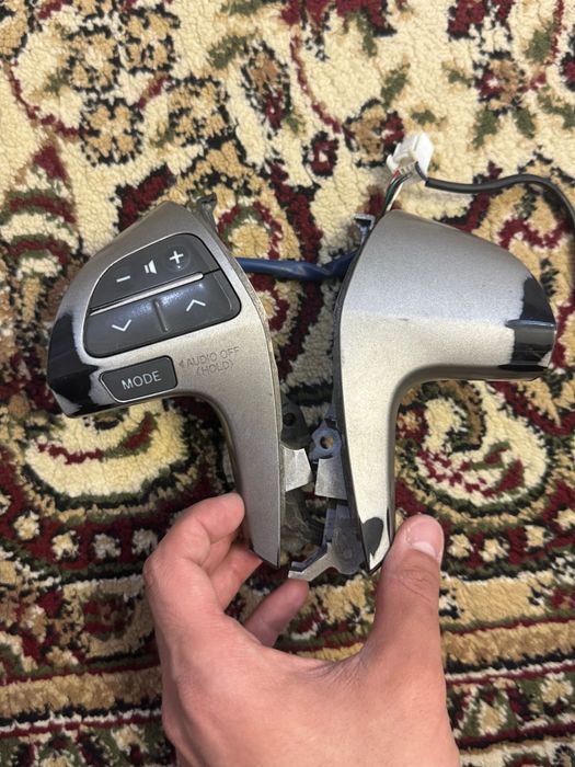 Toyota Camry 40/45 кнопки руля