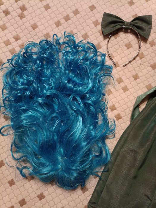 Платье нарядное для девочки, 8-9 лет