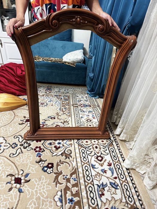 Зеркало настенное