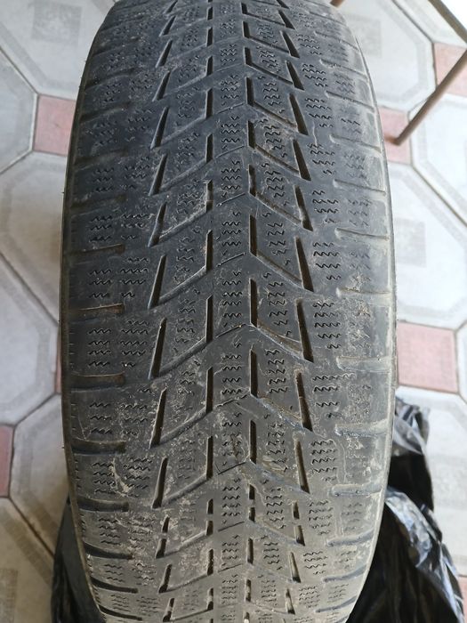 Продам один балон всесезонка 185/70/14