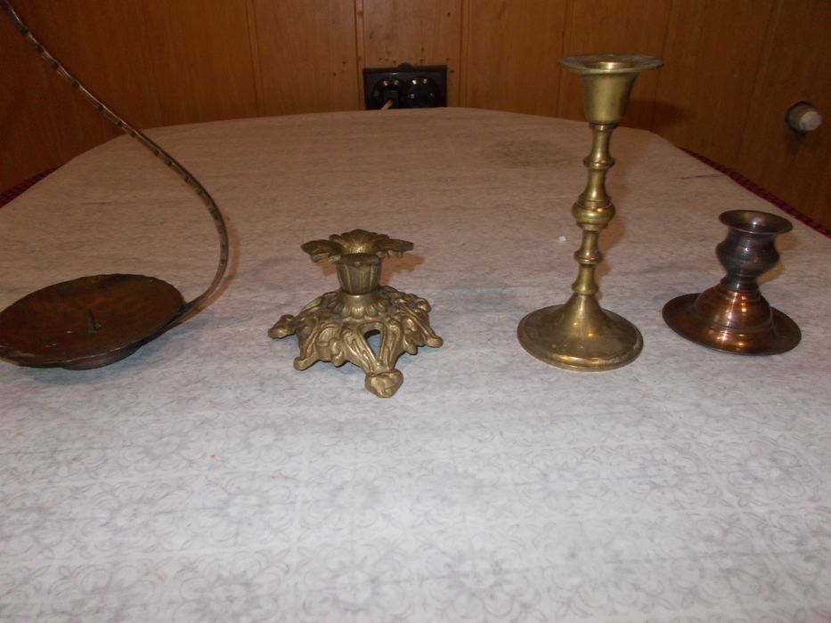 Лот свещници от мед-бронз