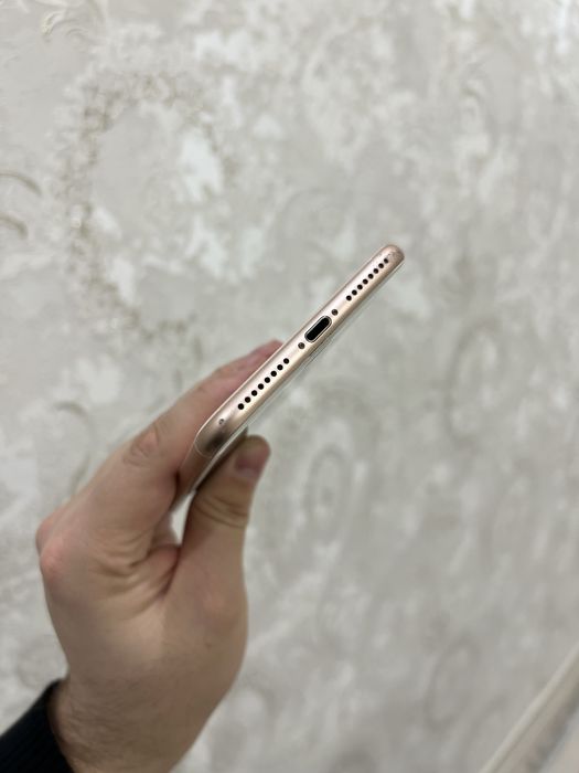 Iphone 8+ 256GB gold