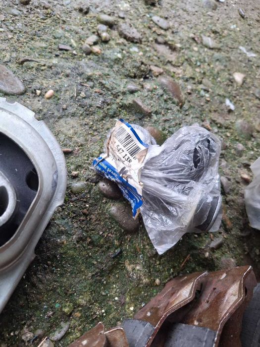 Vand lot piese Noi , jante, anvelope Dacia Logan&capace Peugeot