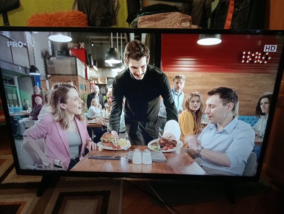 Smart LED TV Full HD German 108 si 130 cm Clasa AAA.Wi-Fi Youtube