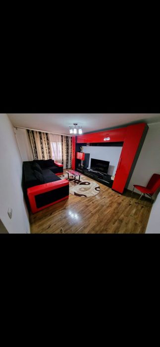Inchiriez apartament
