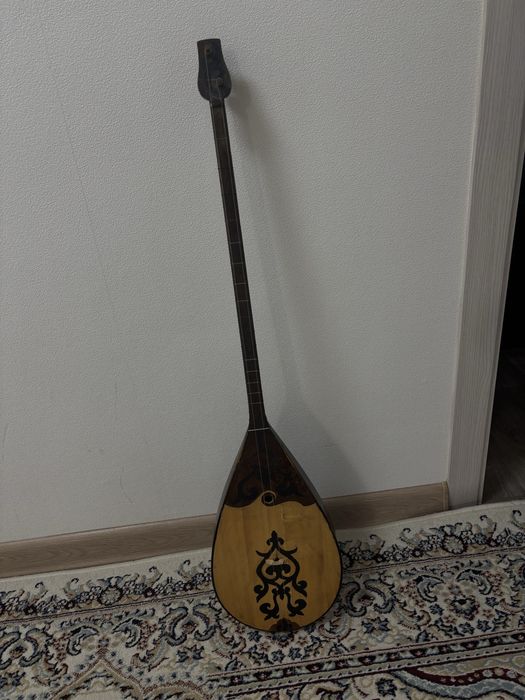 Продается домбыра