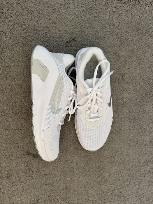 Спортни обувки Nike
