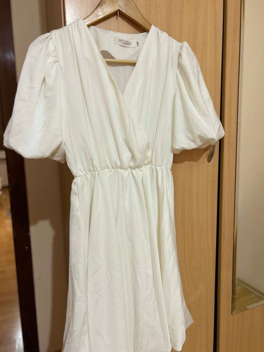 Платья разные размеры 42-44 М