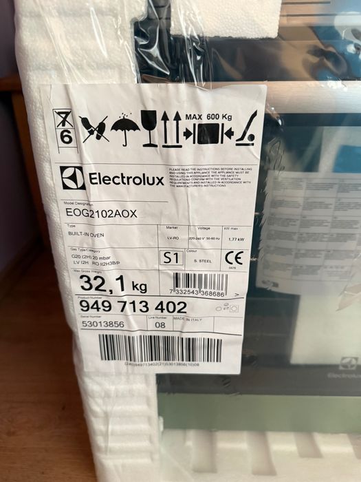 Cuptor gaz incorporabil Electrolux