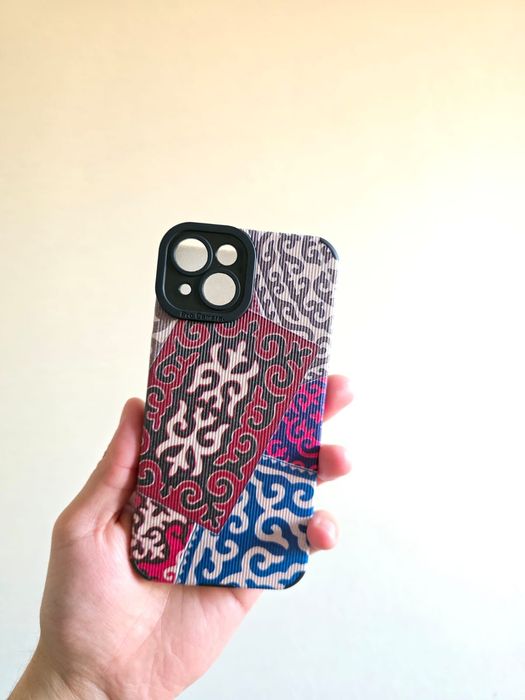 Чехол для iPhone 14