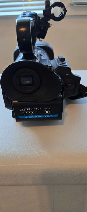 Видео камера   JVC 4 K CAM - AVCHD