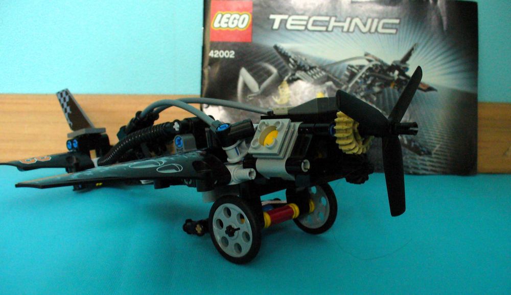 LEGO Technic Модел "2 в 1" 42002