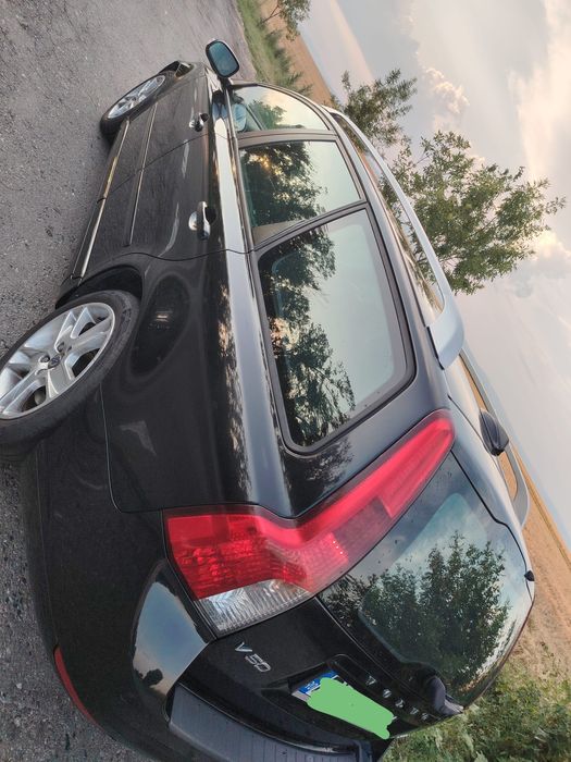Volvo V50 2.0D 136 CP | 2009 | Piele | Climatronic | Pilot automat