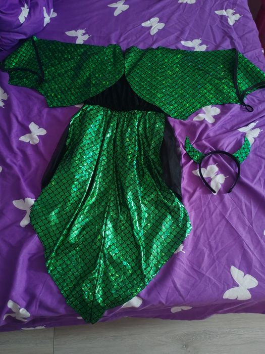 Vând costum fetite Halloween