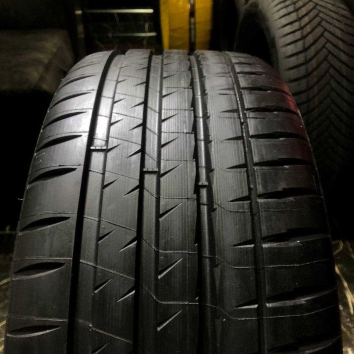 Michelin 245/40 ZR20 Pilot Sport 4S Sotiladi