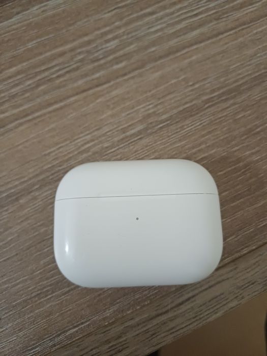 Vând carcasă originală airpods pro 2