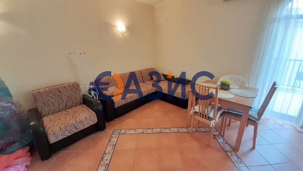 Продава се Двустаен апартамент в к.к. Елените - 72 кв.м за 882 €/кв.м - Снимка #9