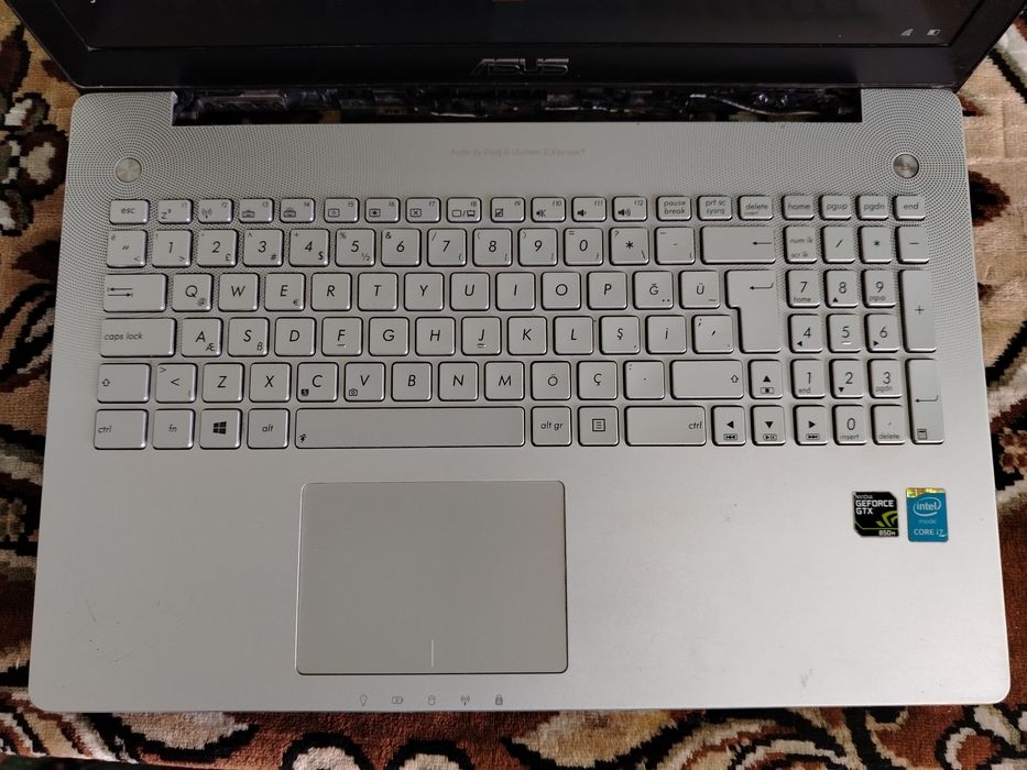 ASUS N550J Sotiladi