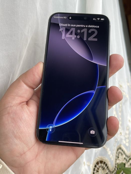 iPhone 16 Pro Max / 1TB 1024GB / Black Titanium