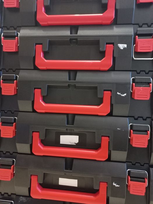 Куфари Milwaukee