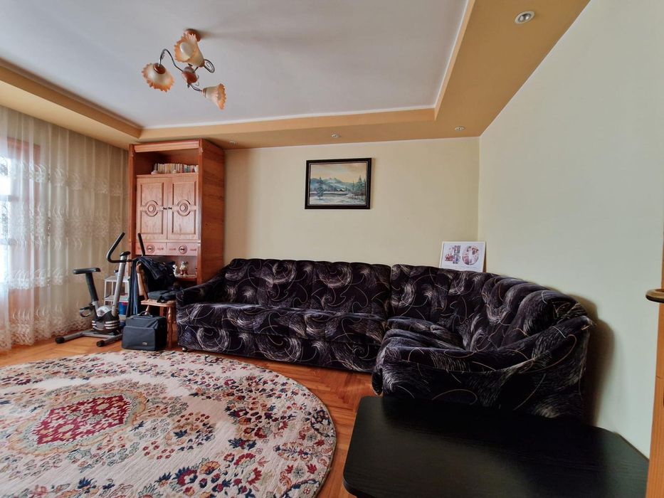 Apartament 4 camere Burdujeni