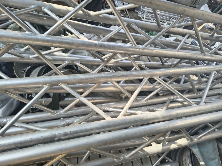 Продам алюминиевые фермы (truss)