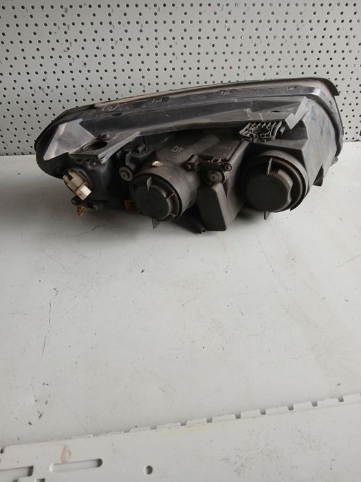 Ляв фар Chevrolet Captiva