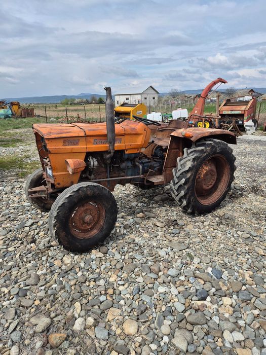Tractor Fiat 450