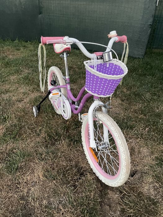 Bicicletă fetițe RoyalRider, cu roți ajutătoare și coș – ca nouă