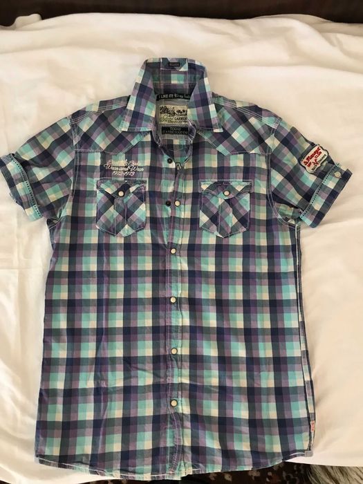 Спортен екип на ADIDAS ; Лек дънков костюм на Парушев - с бонус риза