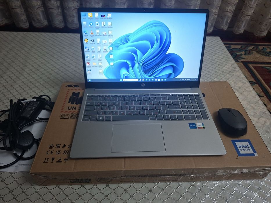 Noutbuk sotiladi HP laptop 15-f. Narxidan o’tib beramiz. Kelishiladi