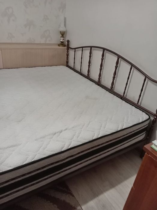 Продам кровать металлическую