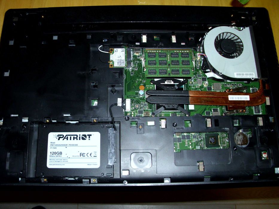 Lenovo Z710 | i7 | 16GB RAM | SSD | Ecran 17.3  | Video Dedicat