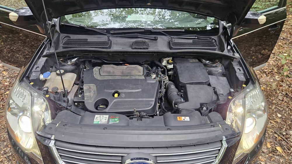 Ford Kuga ,,Titanium”