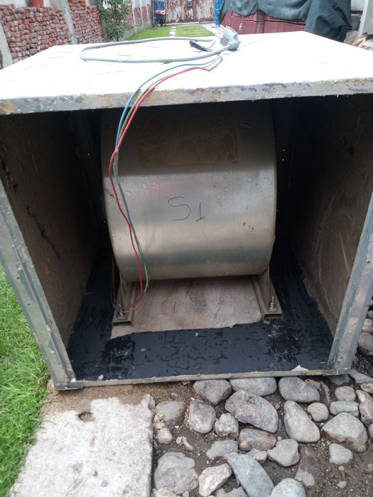 Vând extractor  ( hota)