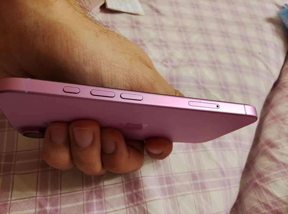 iPhone 16 256gb.