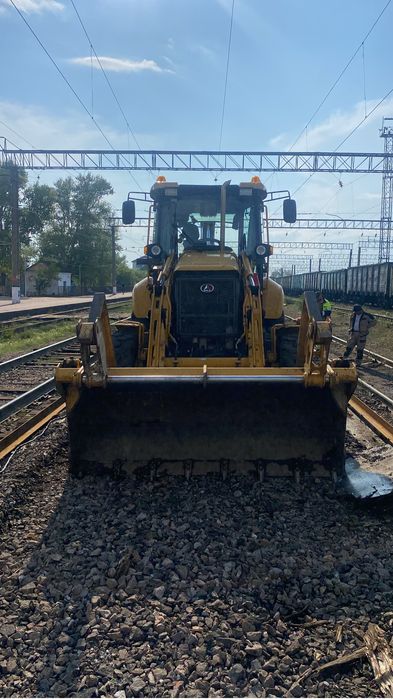 Эксковатор погрузчик 3в1 +Гидромолод