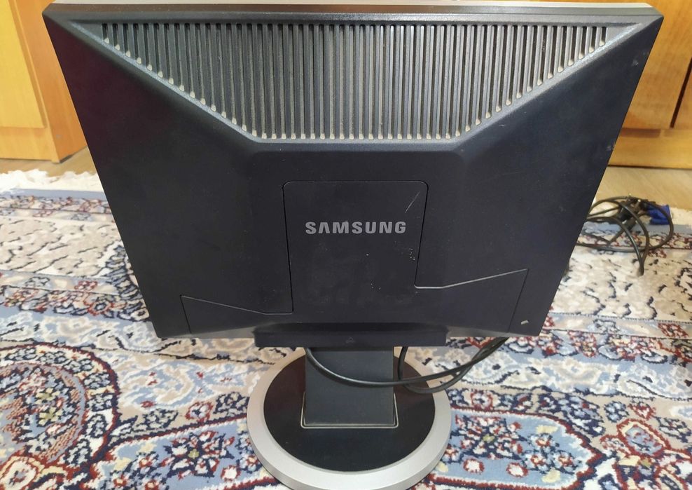 Монитор компьютера Самсунг