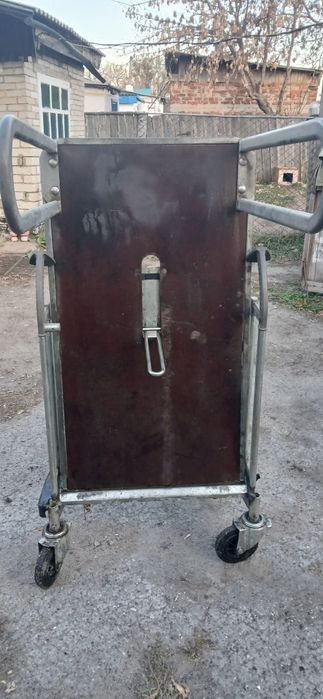 Продам заводскую тачку