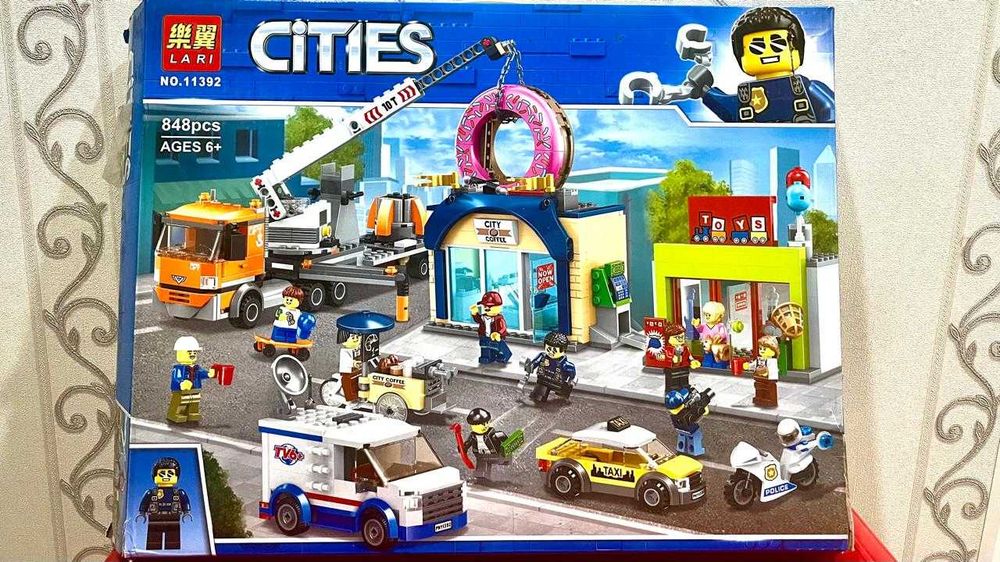 Lego city, minecraft.