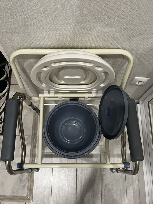 Унитаз для инвалидов