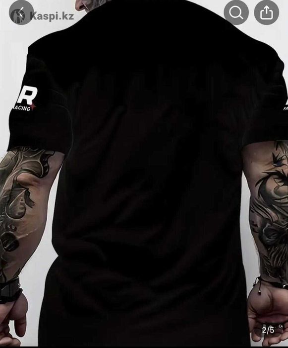 Продаю футболку мужскую