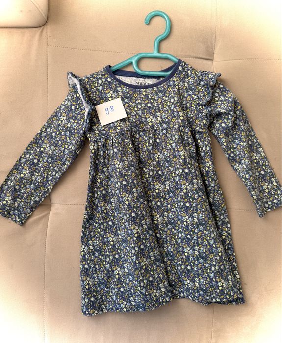 Три рокли, дънки, блузка, панталонки и поличка - размер 98