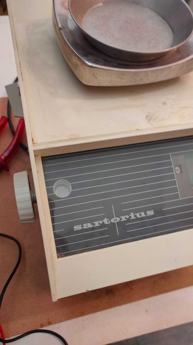 Професионални везни Sartorius 2204 Нова цена 800 на 500лв