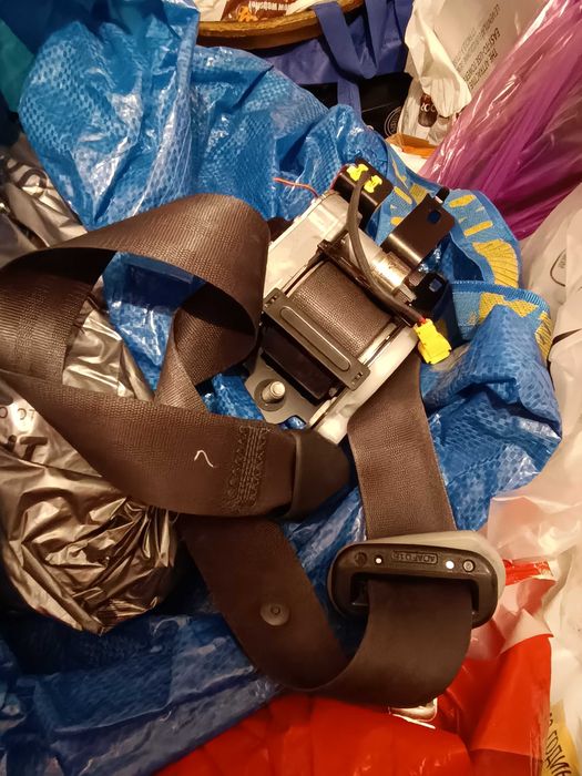 Преден десен предпазен колан Хонда акорд 7 генерация Honda accord 7